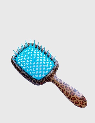 "щетка для волос пластиковая"