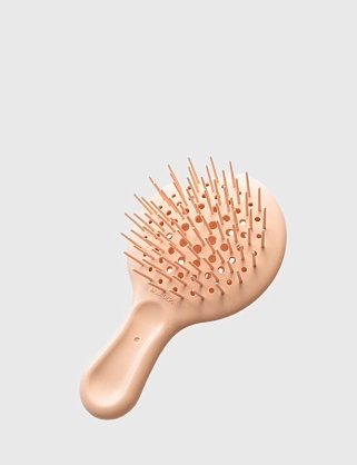 "щетка для волос пластиковая"