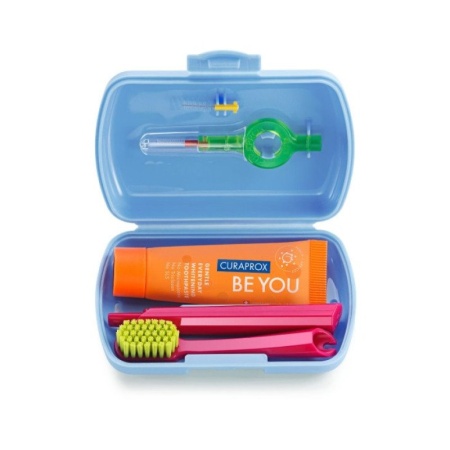 set-da-viaggio-blu-curaprox-4pezzi-800x800
